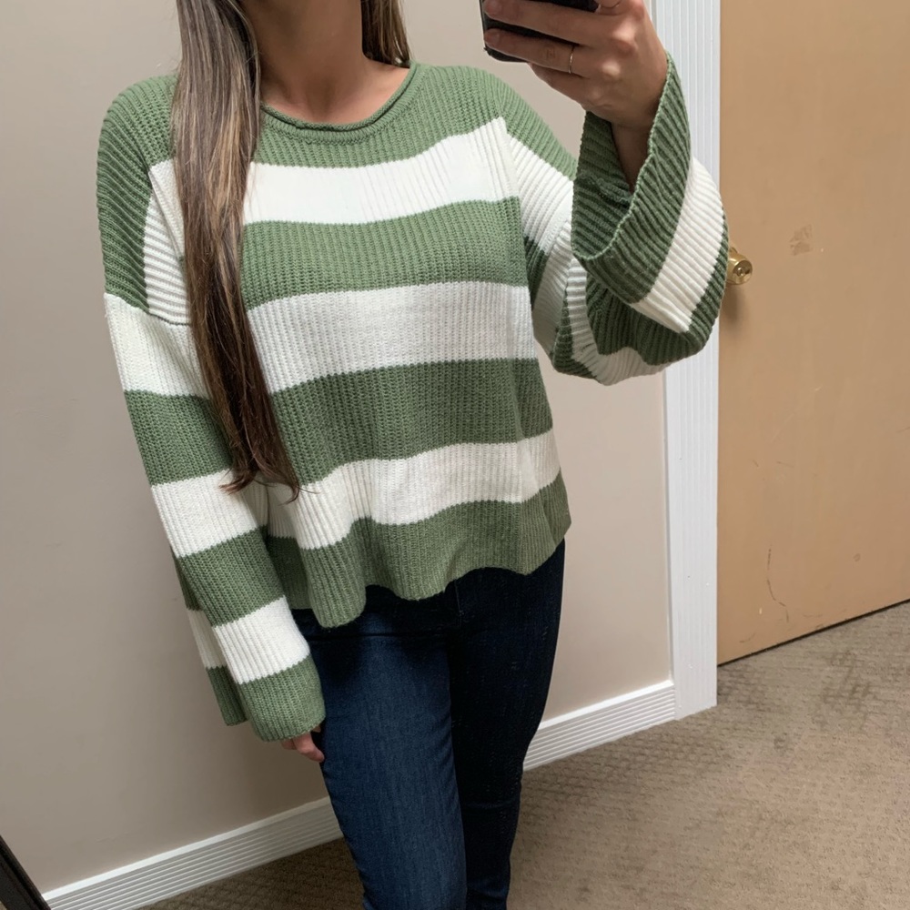 Womens Green & White Striped Knit Sweater Size M